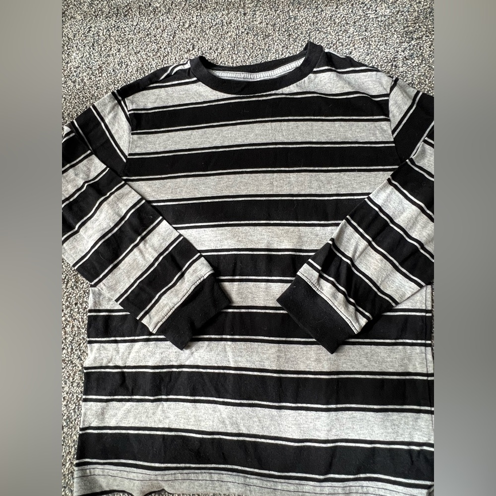 Striped long sleeve shirt